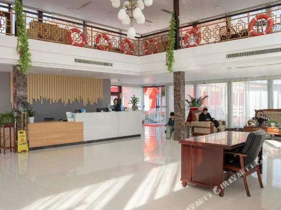 Food & Beverage