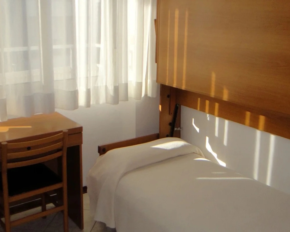 Hotel Caesar (Bed and Breakfast) - Chambres