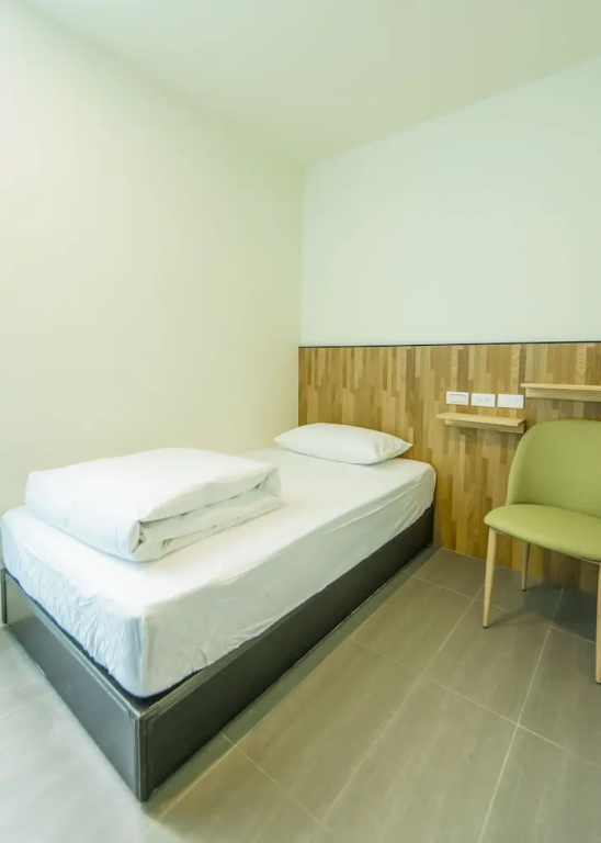 Economy room