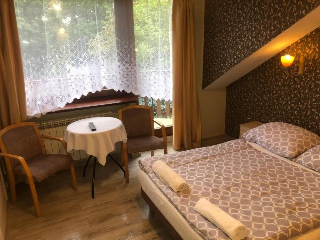 Standard Triple room with balcony