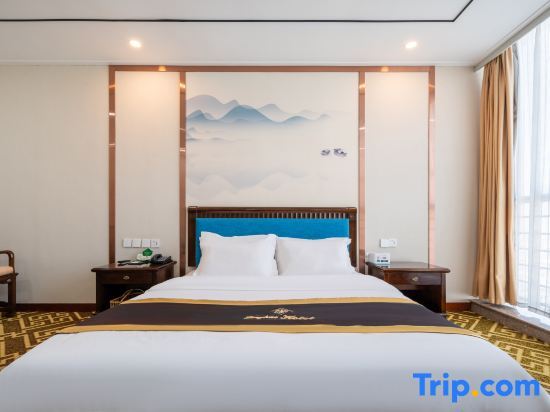 Двухместный номер Standard двуспальная кровать в Linghai Hotel