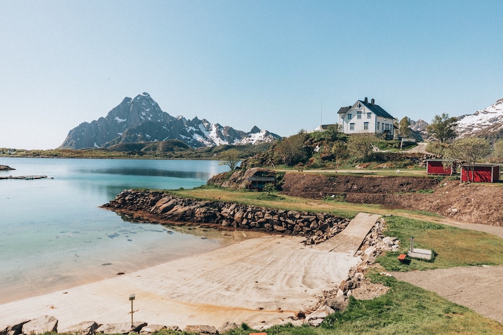 Beach & Waterfront