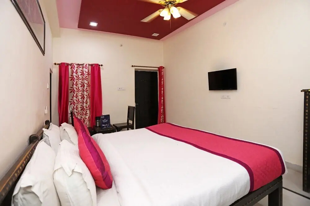 OYO 9933 Hotel Meera Mahal - Général