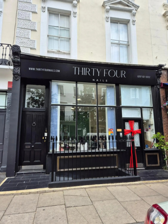 Spacious Two Bedroom Apartment in Westminster