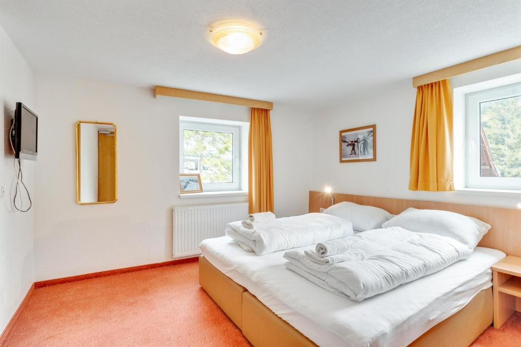 Comfort Double room (full double bed)