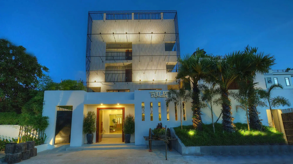 The Thirdfold Residence