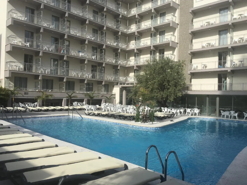 Hotel photo 16