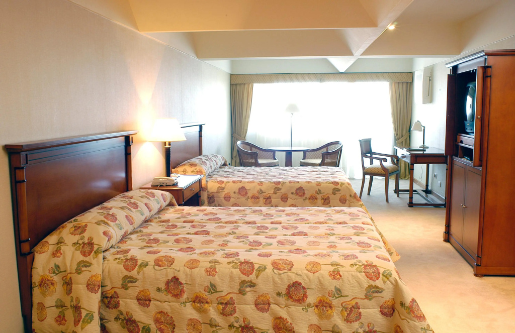 Hotel Etoile — 5