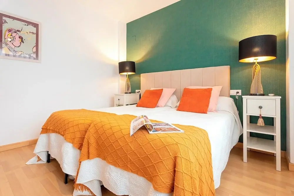 Genteel Home Martinez Campos