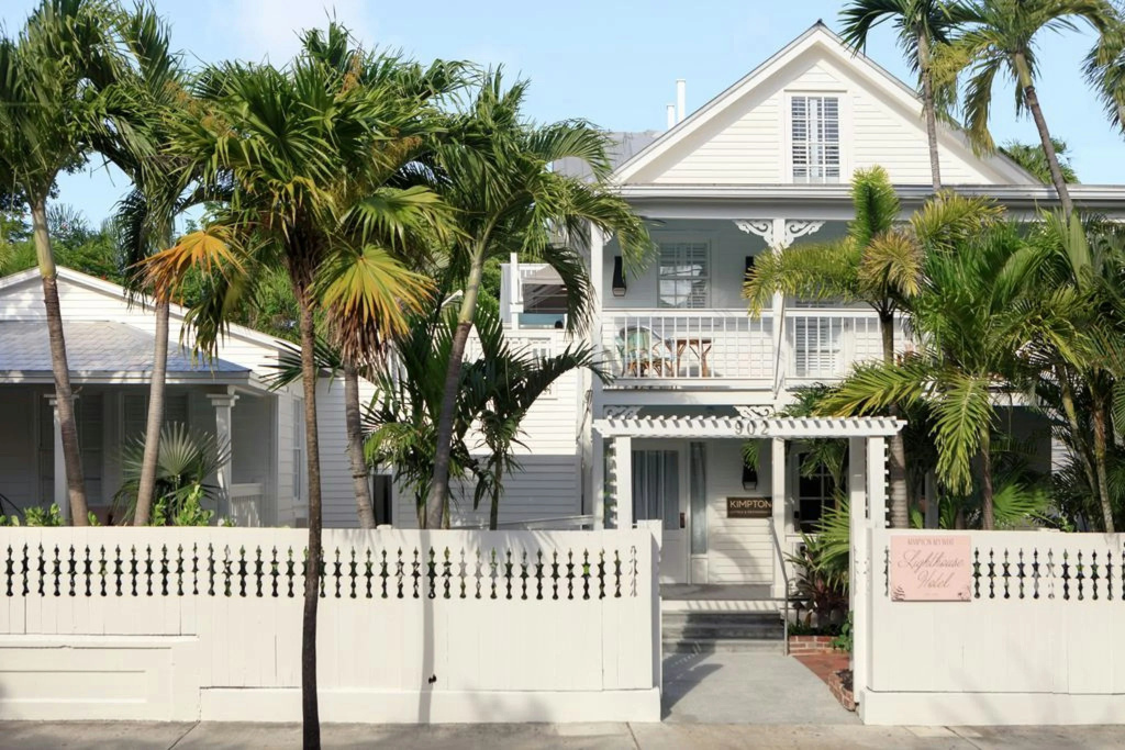 Lighthouse Hotel - Key West Historic Inns