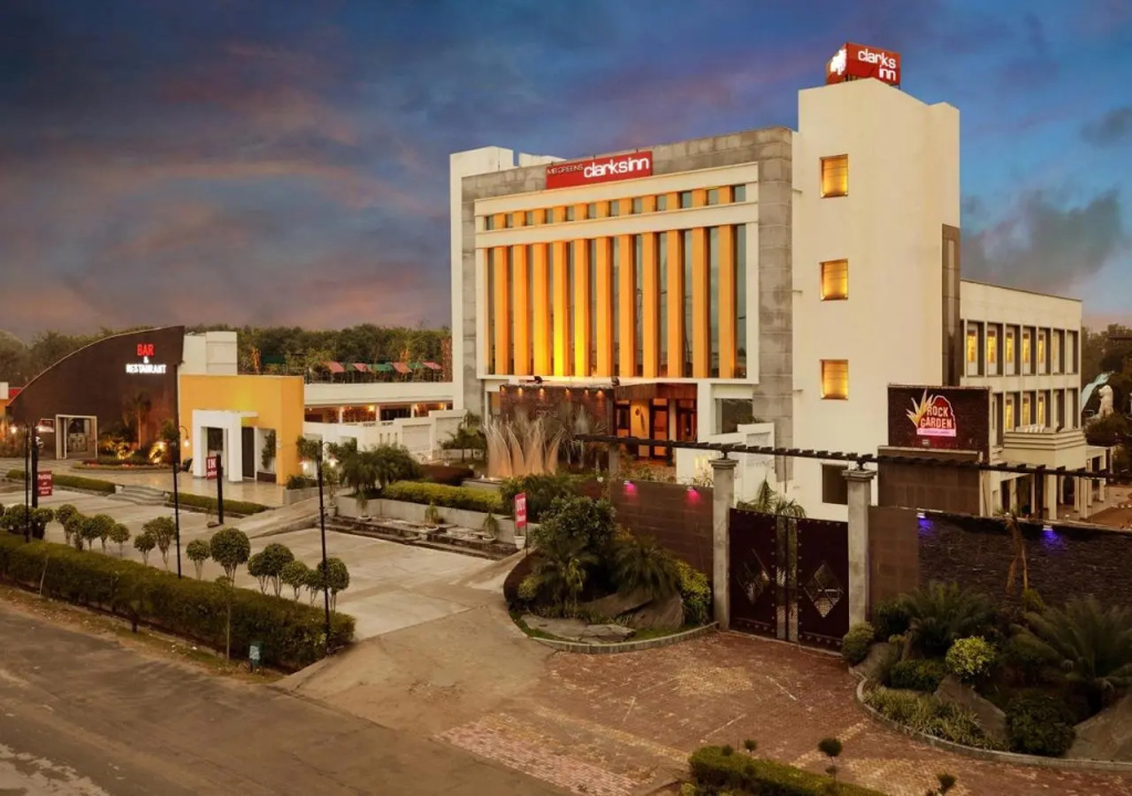 MB Greens Clarks Inn Moradabad
