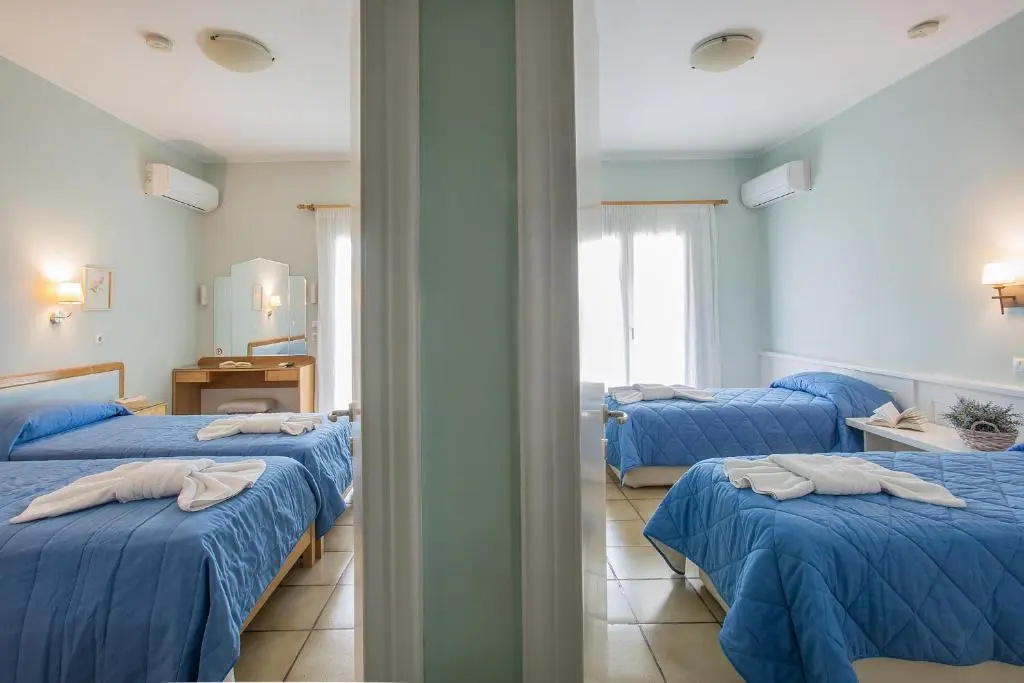 3 Bedrooms Apartment