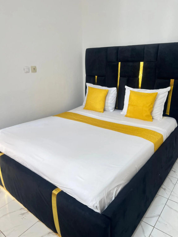 Chambre Moderne (Kotto)