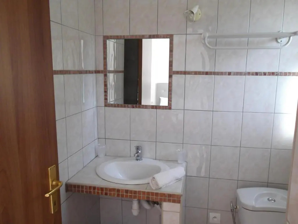 Economy Double room (full double bed)