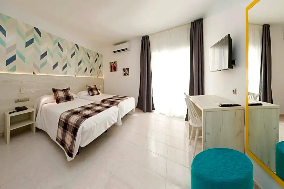 Hotel Vibra Lei Ibiza - Chambres