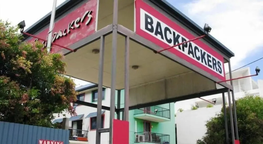 Mooloolaba Backpackers by null