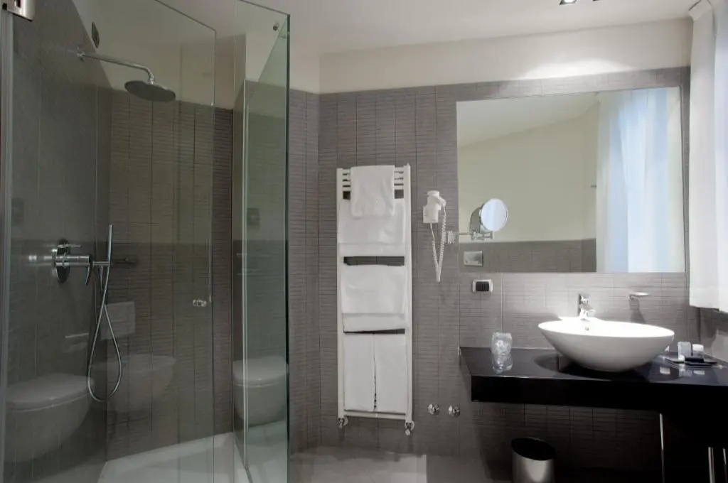 Hotel Ovest - Chambres