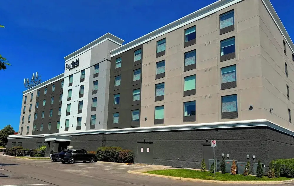 Newmarket Hotel & Suites