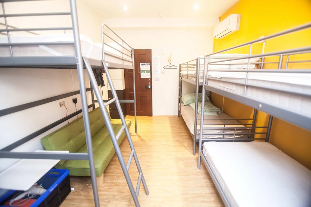 Bed in Dorm (female dorm)
