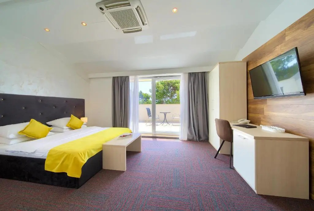 Superior room