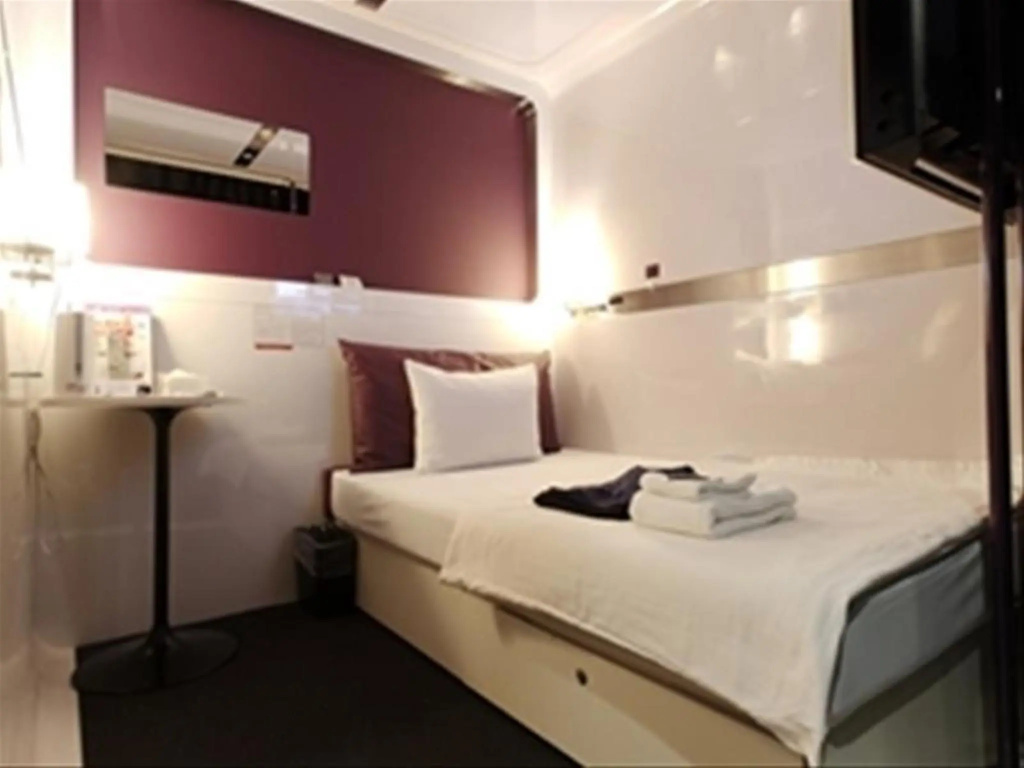 Bed in Dorm (male dorm)