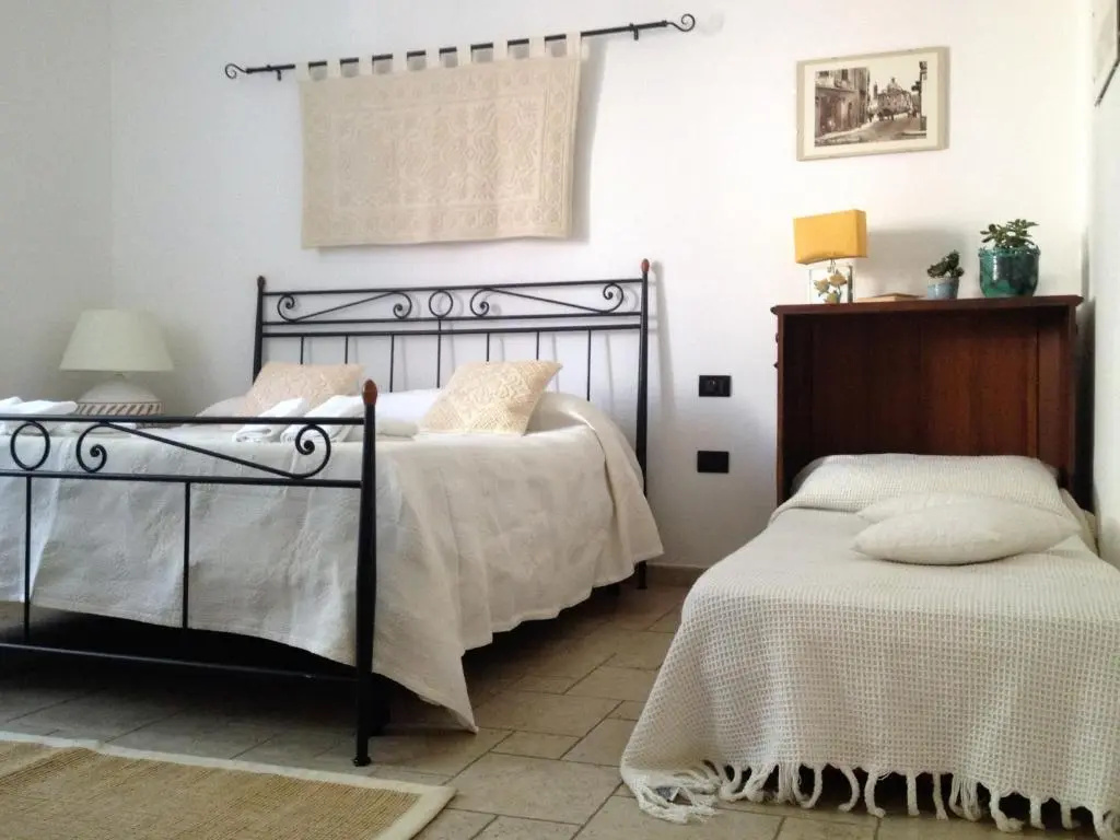 Standard Double room with garden view full double bed