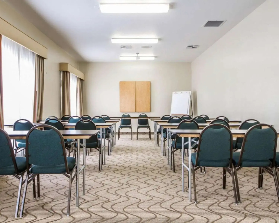Comfort Inn & Suites Oakland - Général