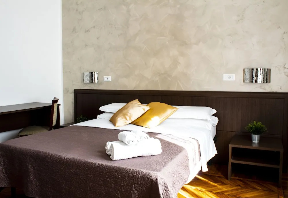 Economy room