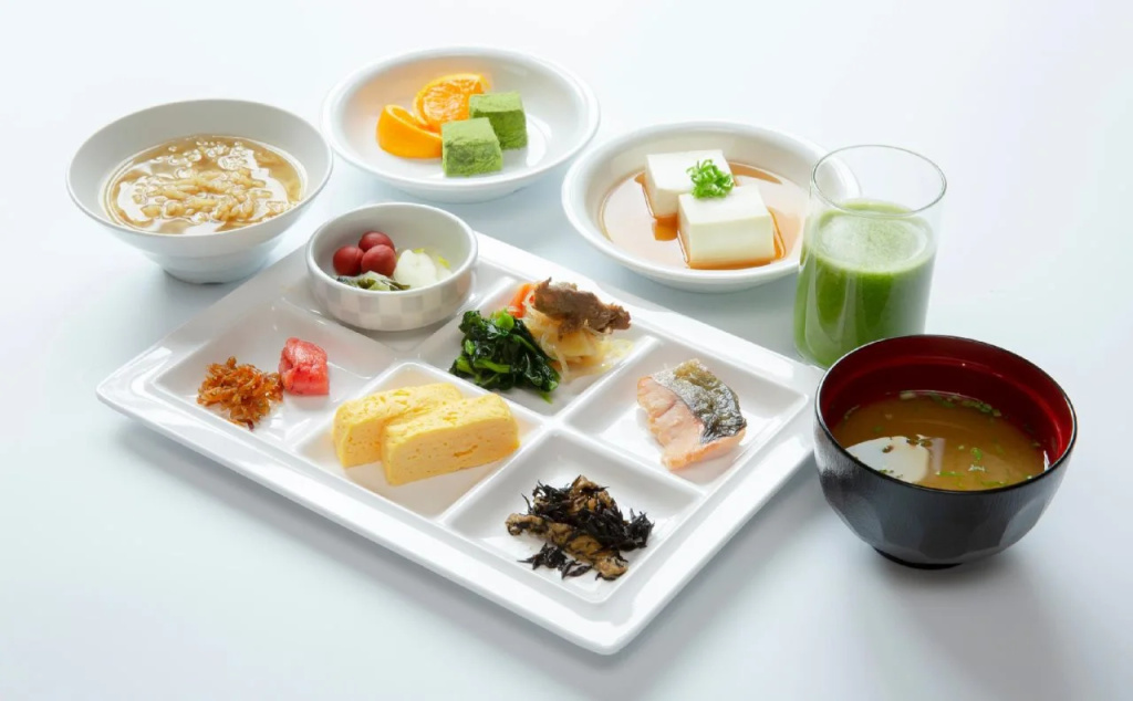 Food & Beverage