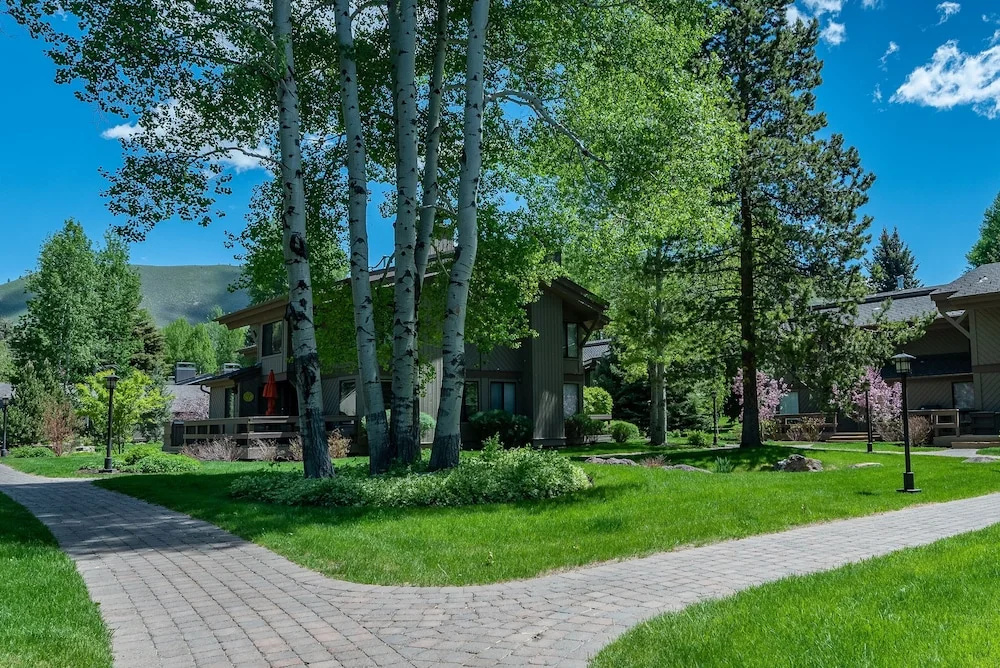 Villager #1235 - 2 Br Condo