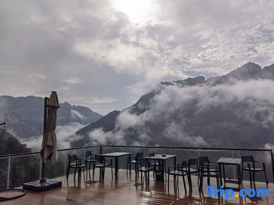 Enshi Qianyuyiqianyi Hotel