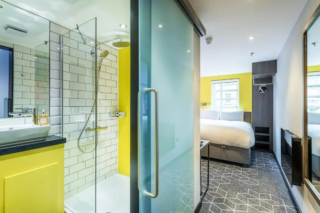 KM Hotel - Chambres