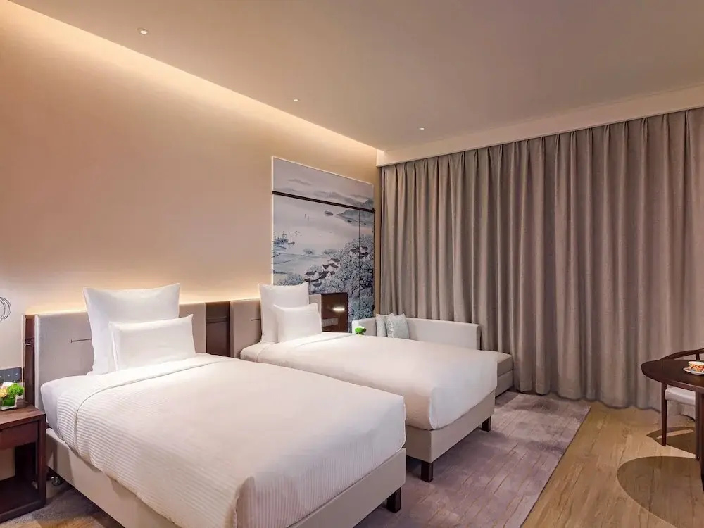 Superior Double room with balcony (twin beds)
