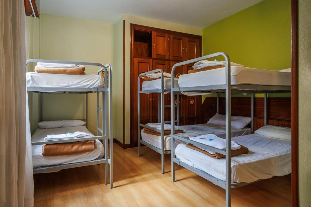 Moon Hostel Bio — 4