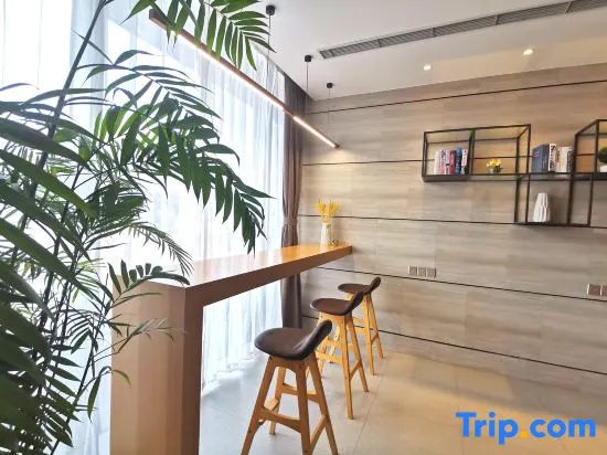 Balcony & Terrace