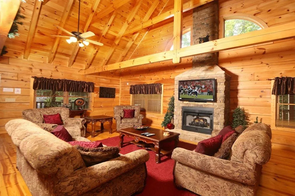 Off The Clock - Four Bedroom Cabin