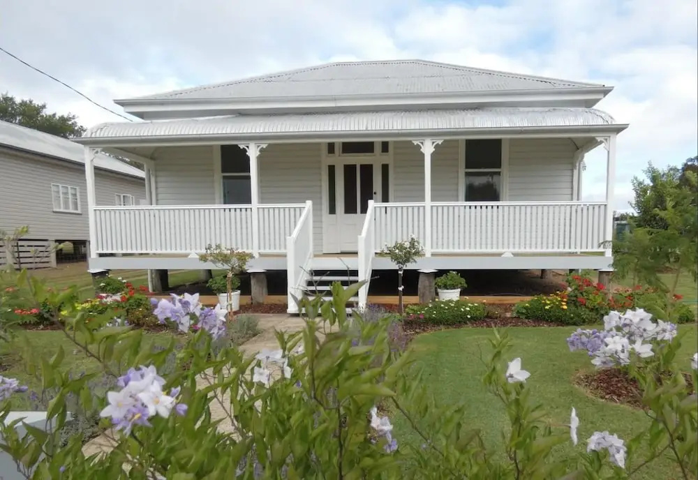 Victoria's Cottage Warwick