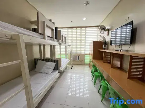 Bed in Dorm (male dorm)