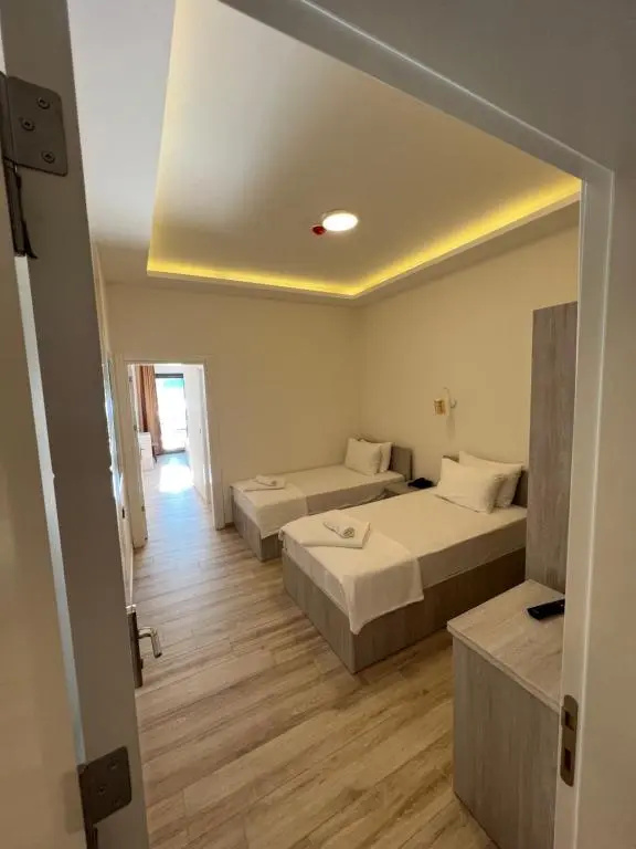 Standard Quadruple room with sea view