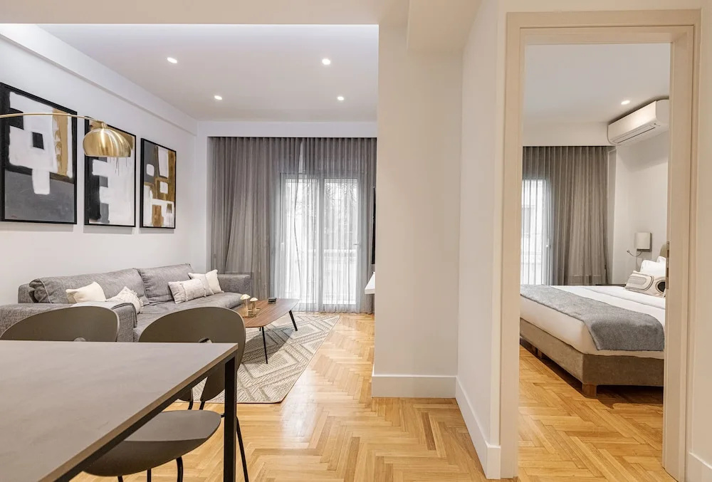 Phaedrus Living Executive Flat Kolonaki