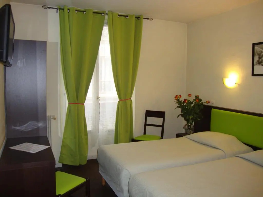 Standard Double room (twin beds)