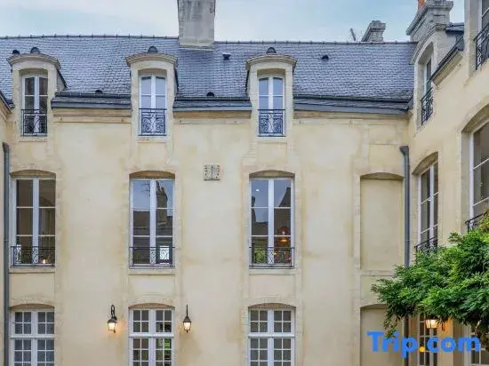 Historic 3BR Home • Bayeux Center