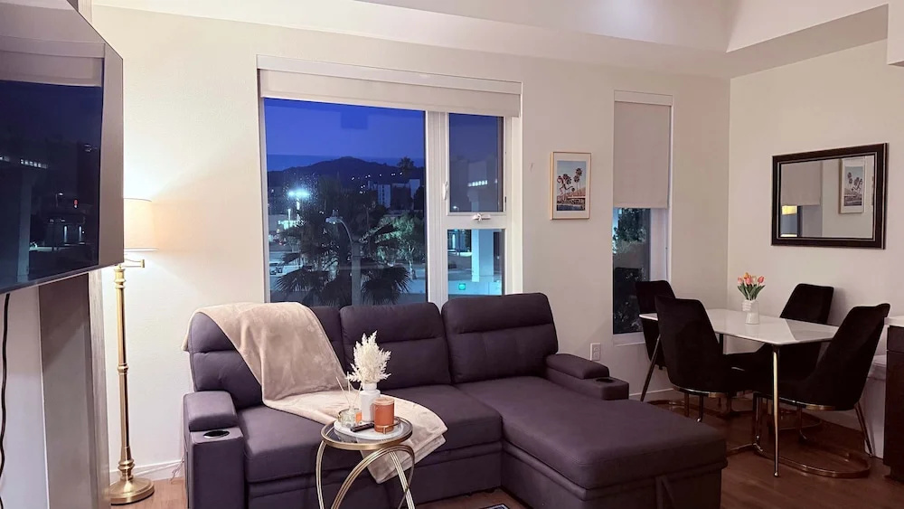 Luxury 1BR by Oneluxstay