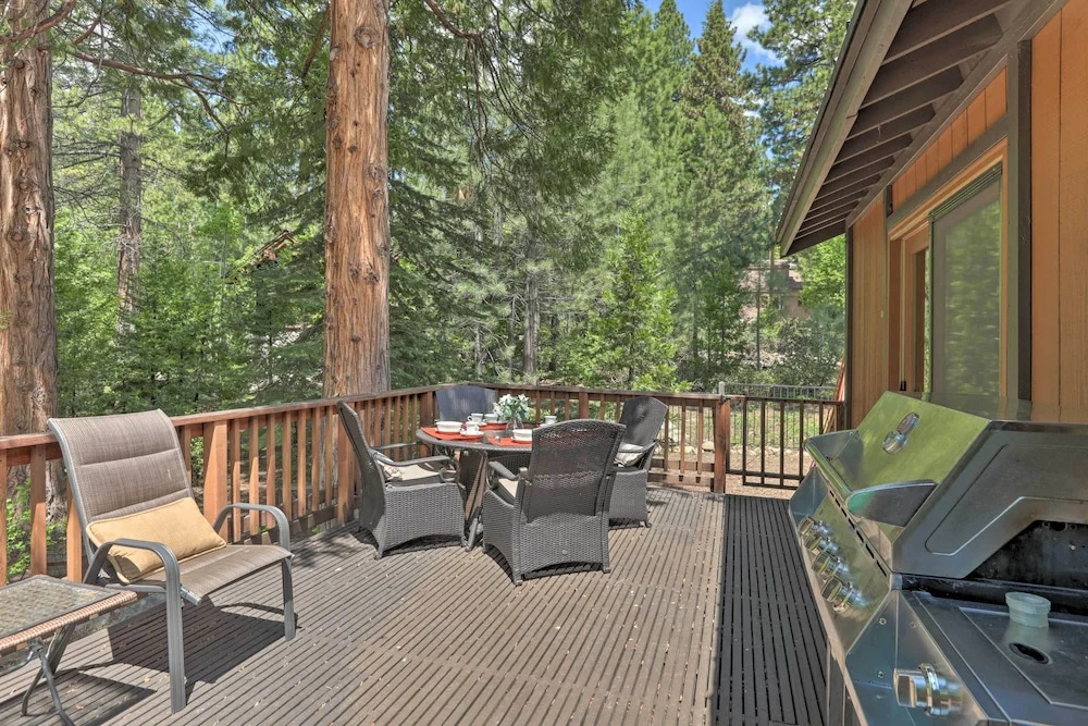 Lake Tahoe Family Home w/ Hot Tub & Game Room!