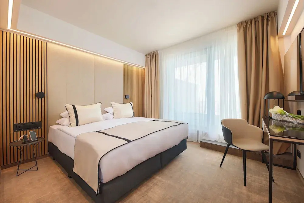 Prestige Suite