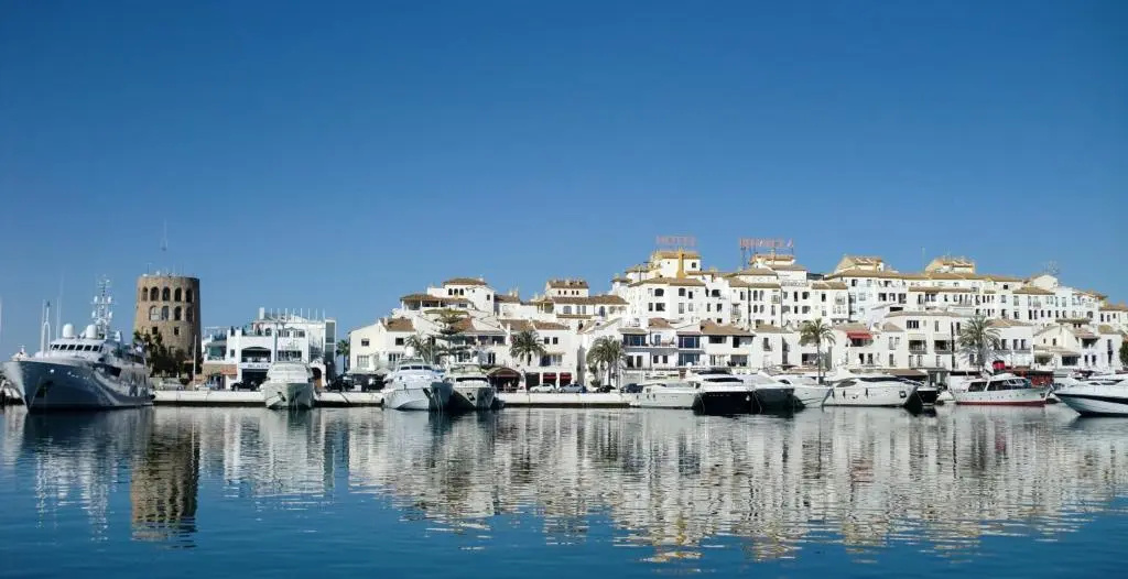 Beach & Waterfront