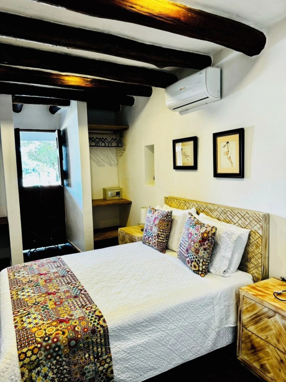 Standard Double room with pool view (full double bed)