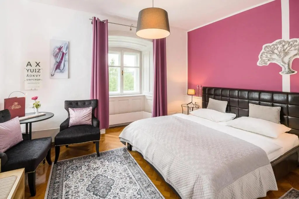 Schlosshotel Rosenau Superior - Chambres
