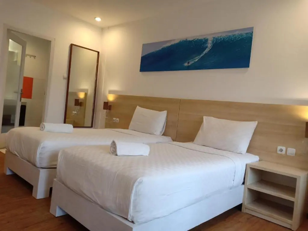 Standard Double room with pool view (twin beds)