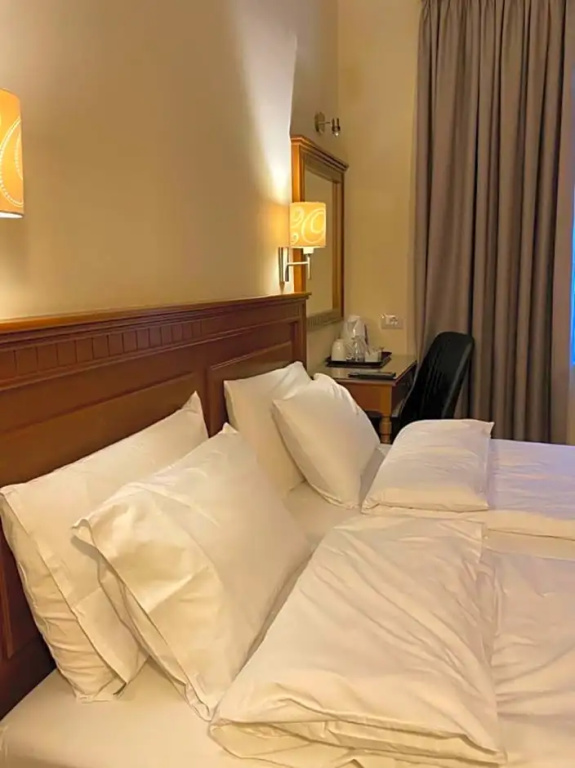 Economy room